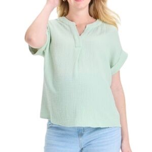 Isabel by Ingrid+Isabel NWT Short Sleeve V-Neck Maternity Gauze Blouse Sage M